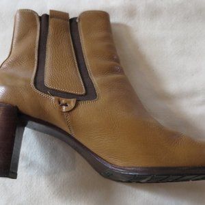Cole Hann Boots Sz 8.5